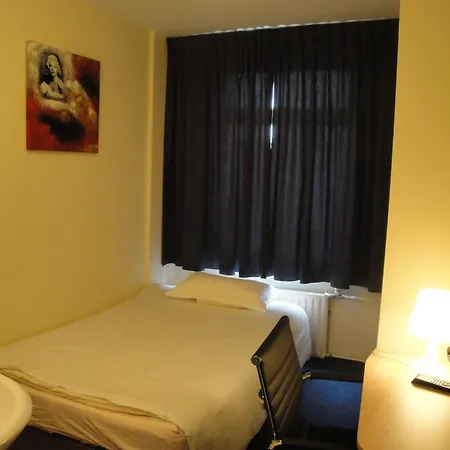 Hotel New Scheveningen 2*