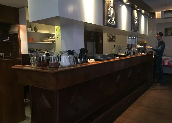 New Scheveningen Hotel 2*