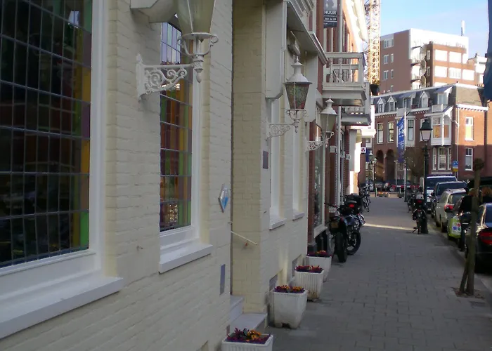 New Scheveningen Hotel 2*