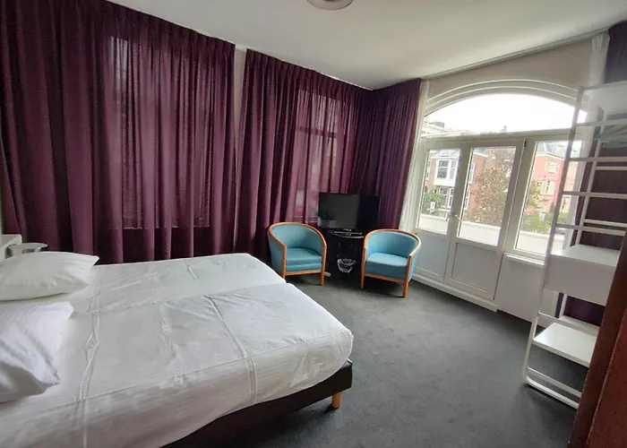 New Scheveningen 2* Haag