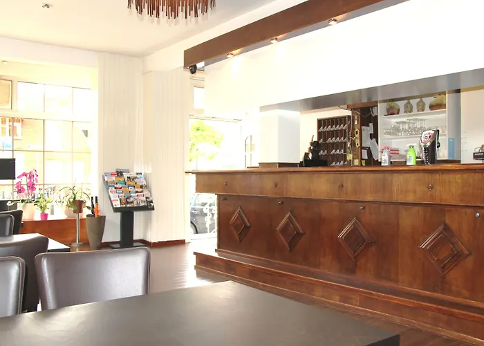 New Scheveningen Hotel 2*